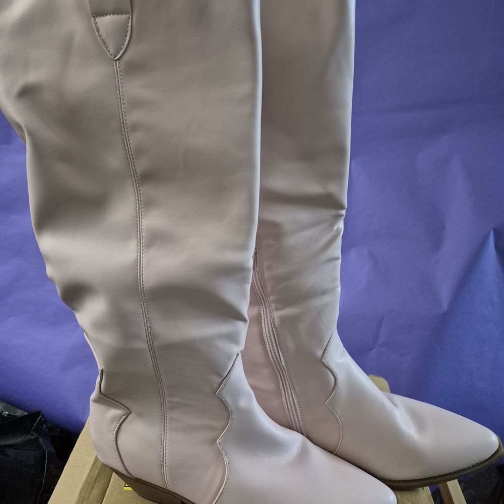 Pink Knee-High Women's Boots Size 11